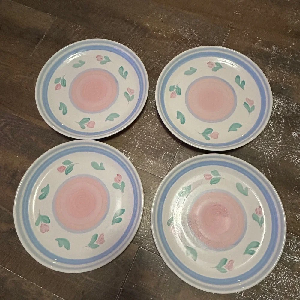 International Tableworks‎ Capri 9123 Stoneware Dinner Plates 4 Japan Floral